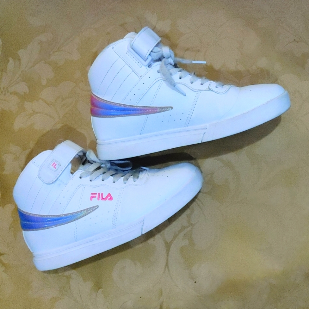 Kids Fila hightops white with rainbow stripe - Picture 2 of 5